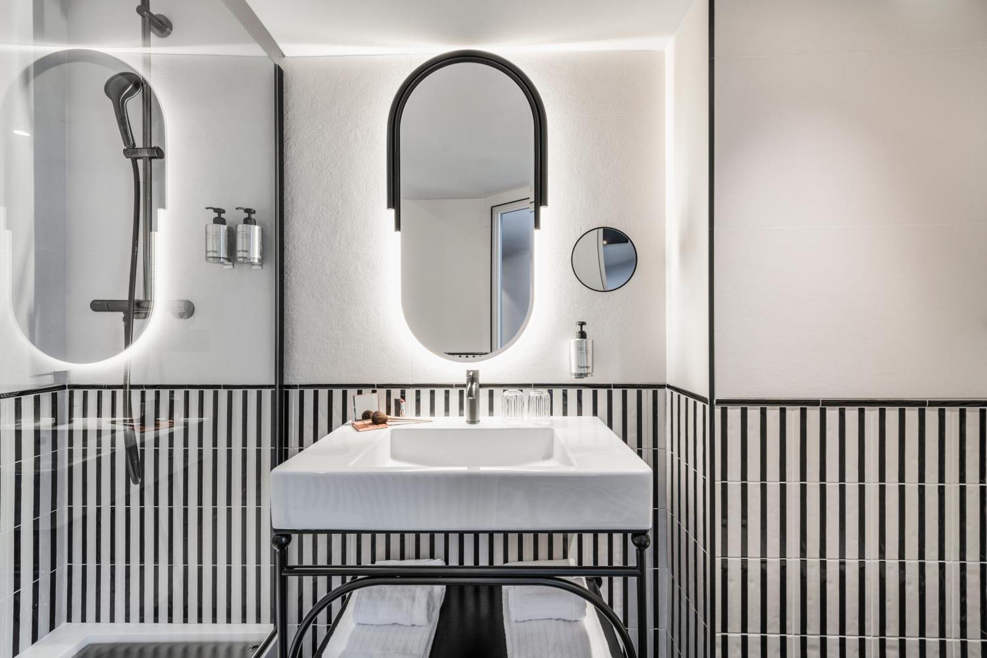 Hotel ibis Paris Opera La Fayette Esterno foto