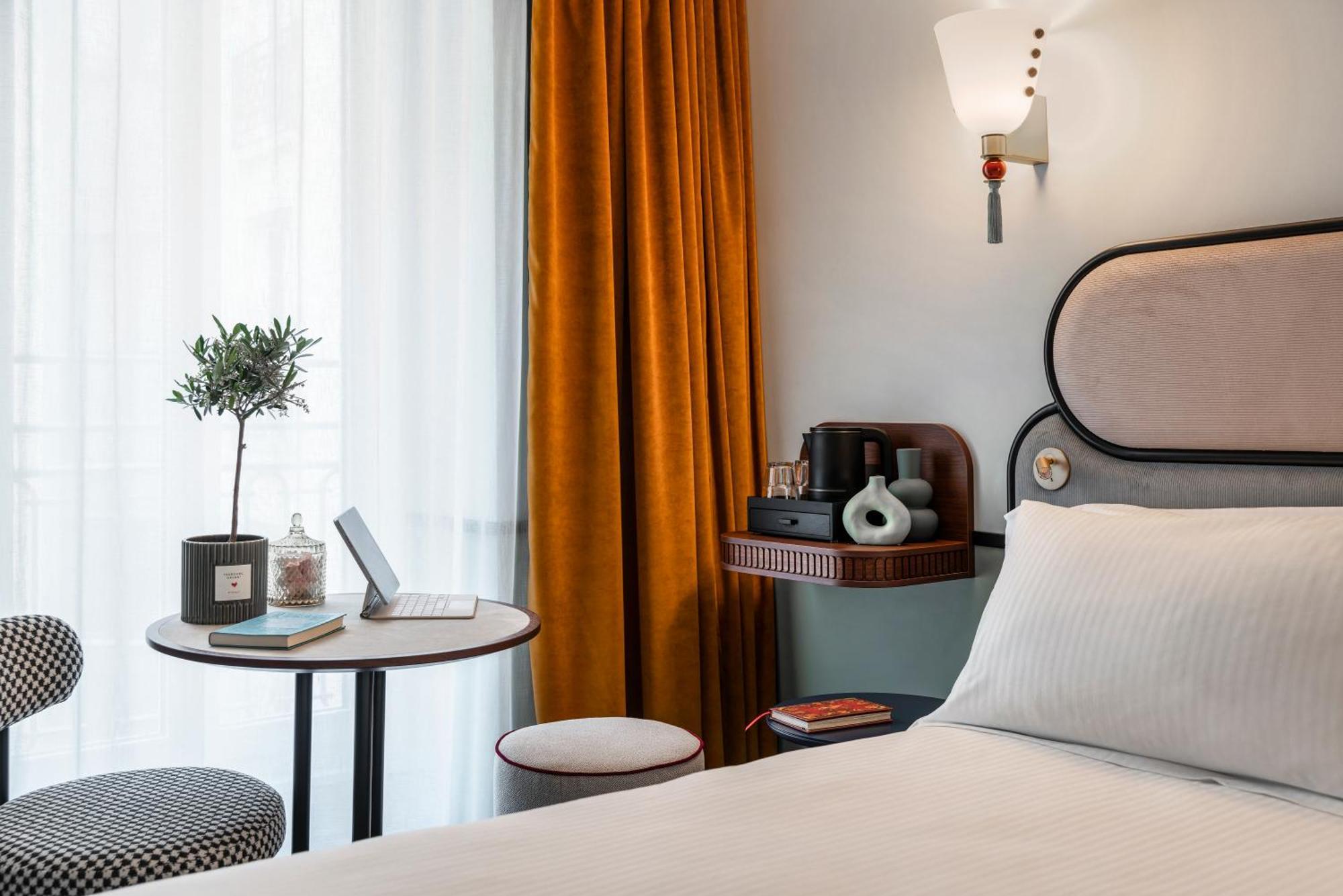Hotel ibis Paris Opera La Fayette Esterno foto