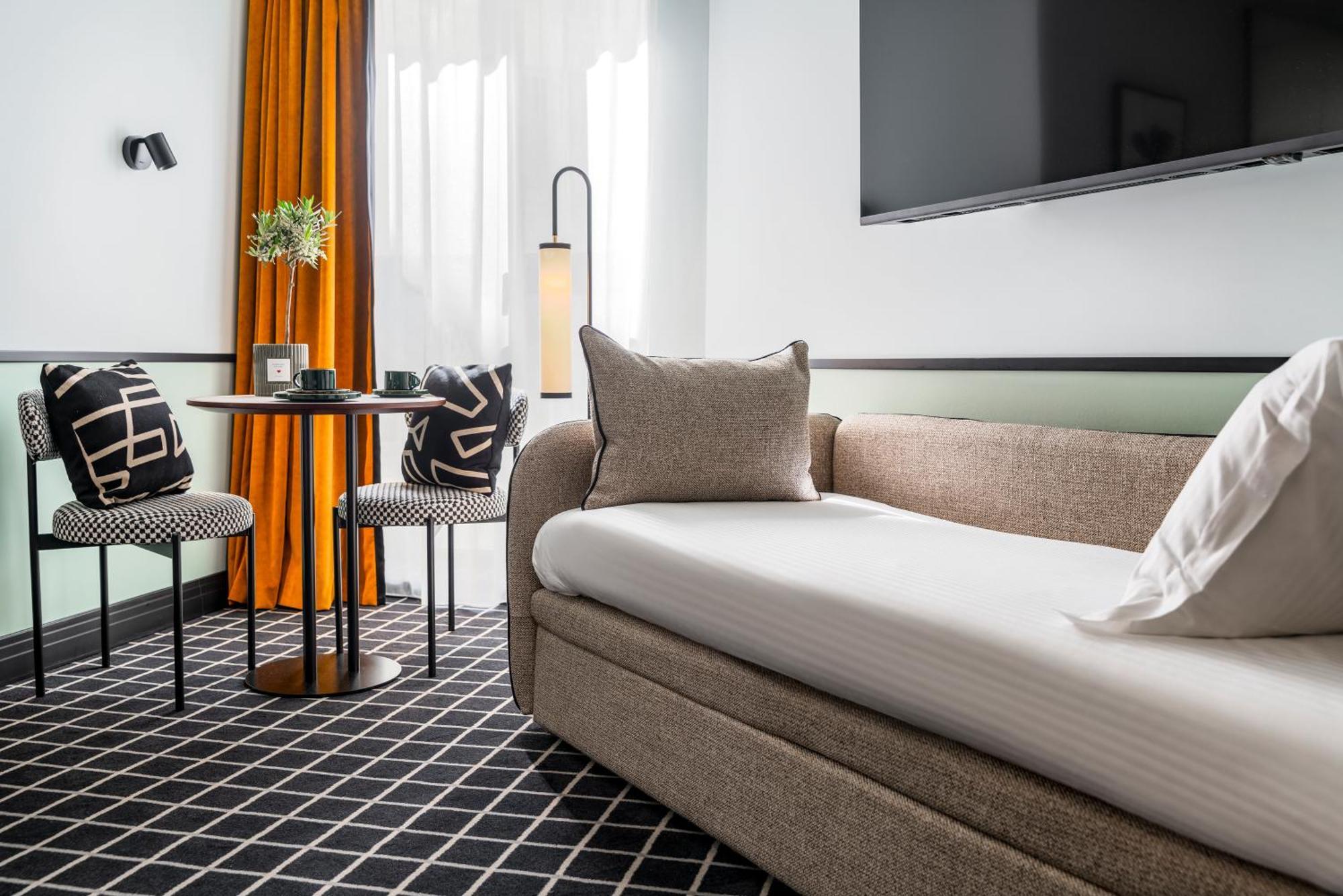 Hotel ibis Paris Opera La Fayette Esterno foto