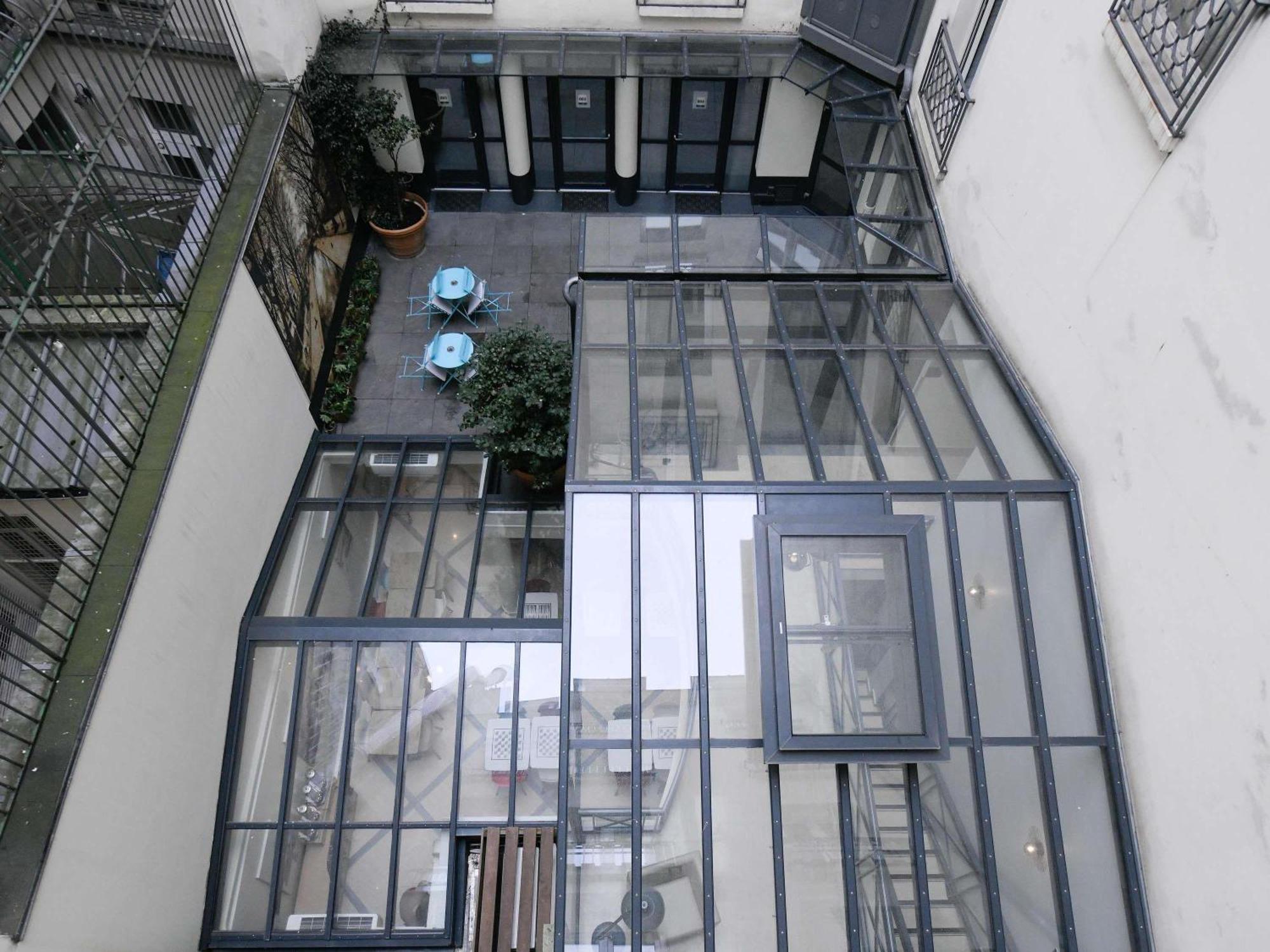 Hotel ibis Paris Opera La Fayette Esterno foto