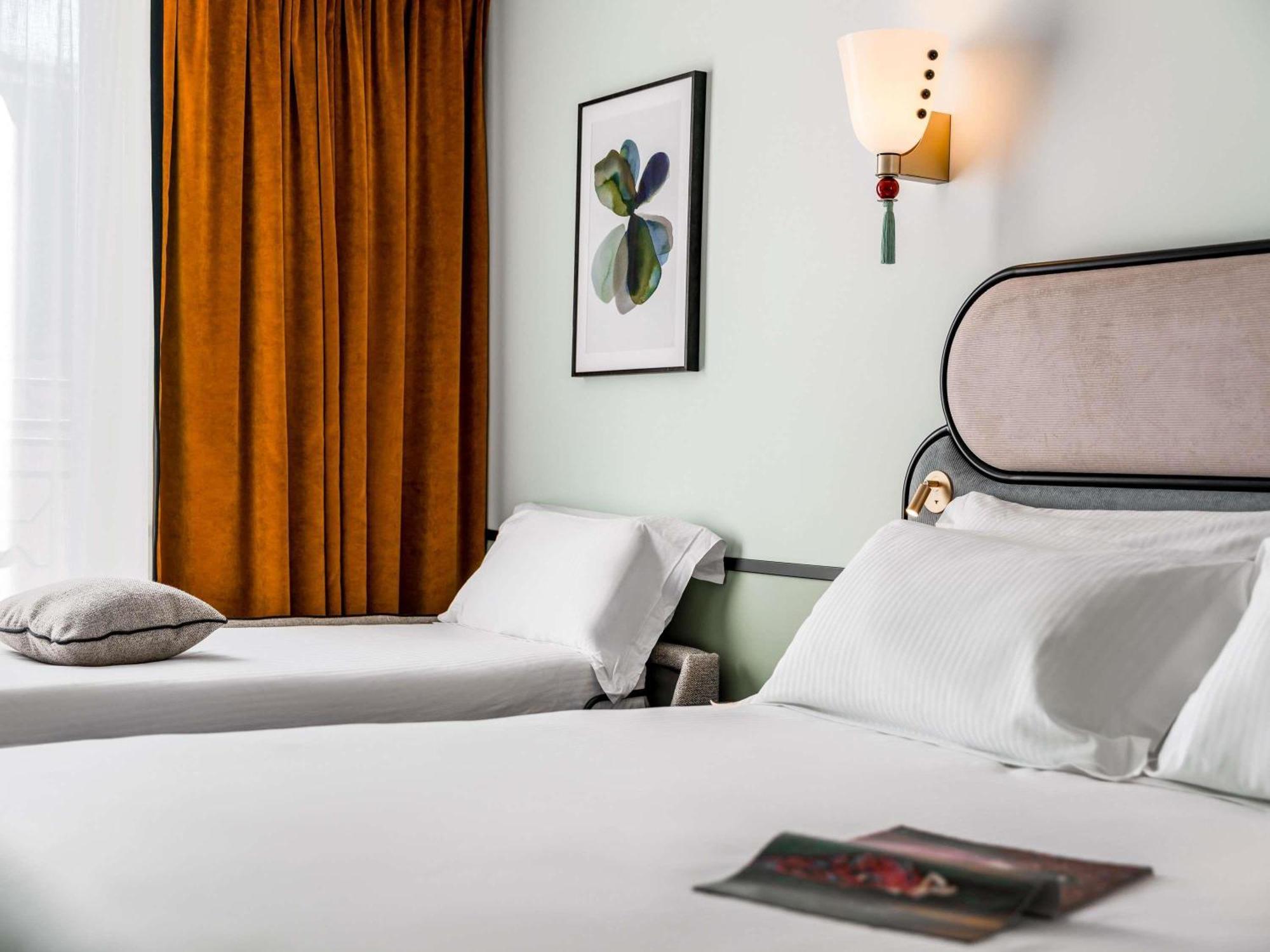 Hotel ibis Paris Opera La Fayette Esterno foto